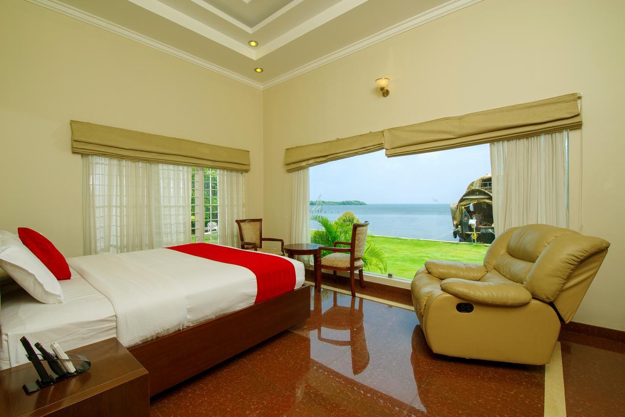 Cyrus Resort By Tolins Hotels & Resorts Alappuzha Экстерьер фото